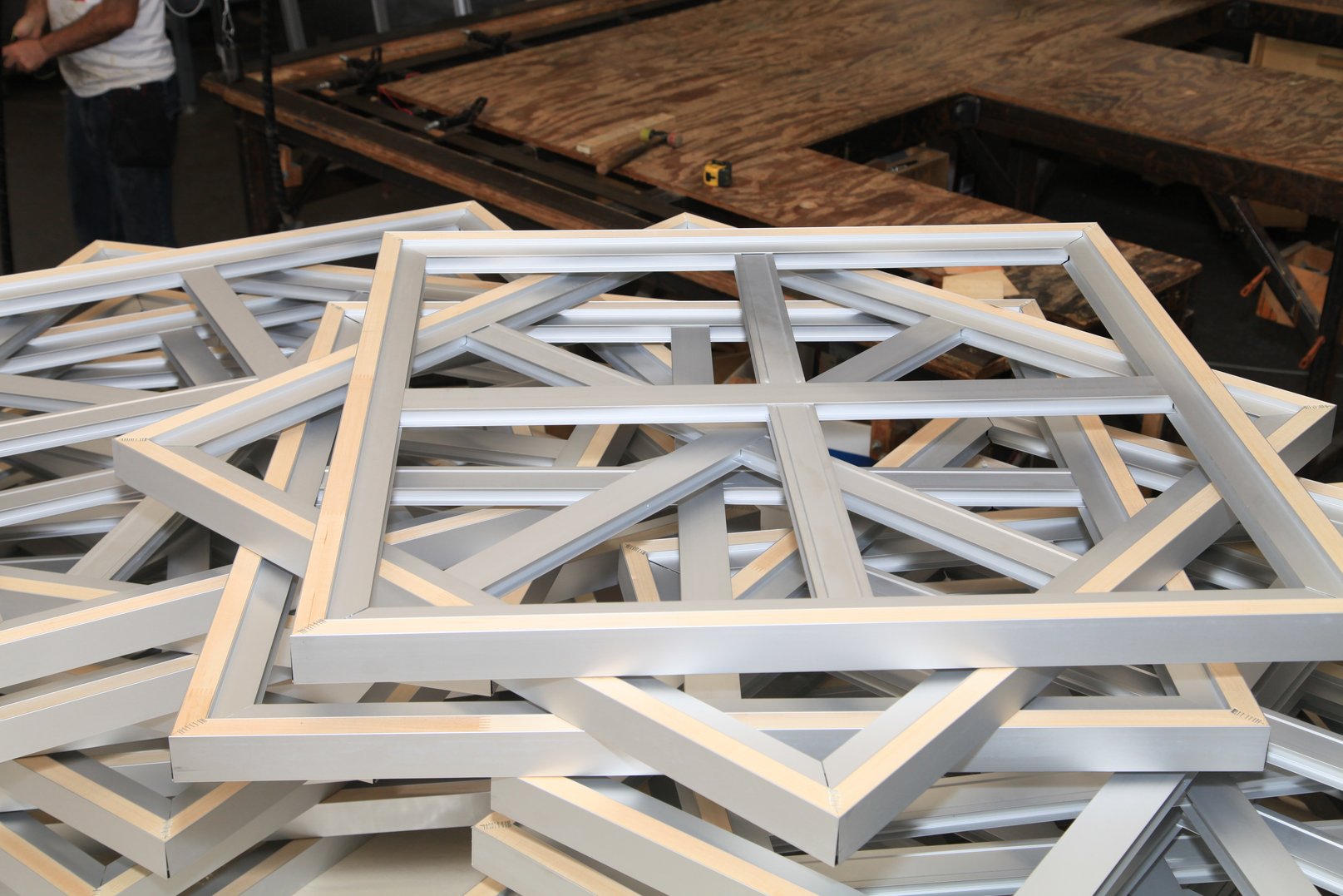 Aluminum Strainer 01 - Lucius Hudson